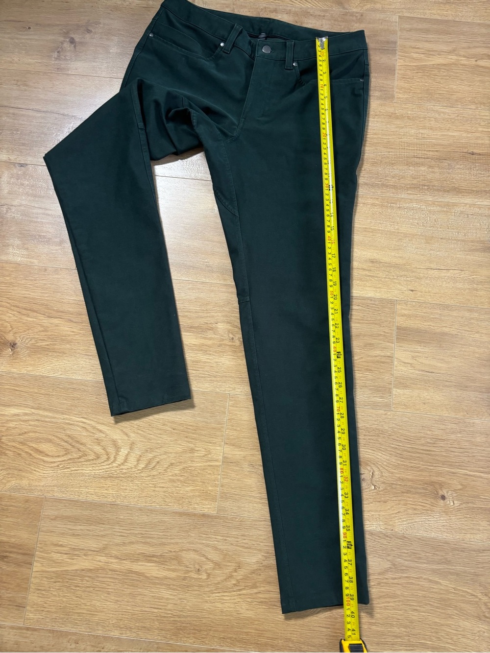 Lululemon ABC Skinny Pant 31 Dark Olive Reflective Cuff Stretch 5 Pocket - Picture 15 of 16
